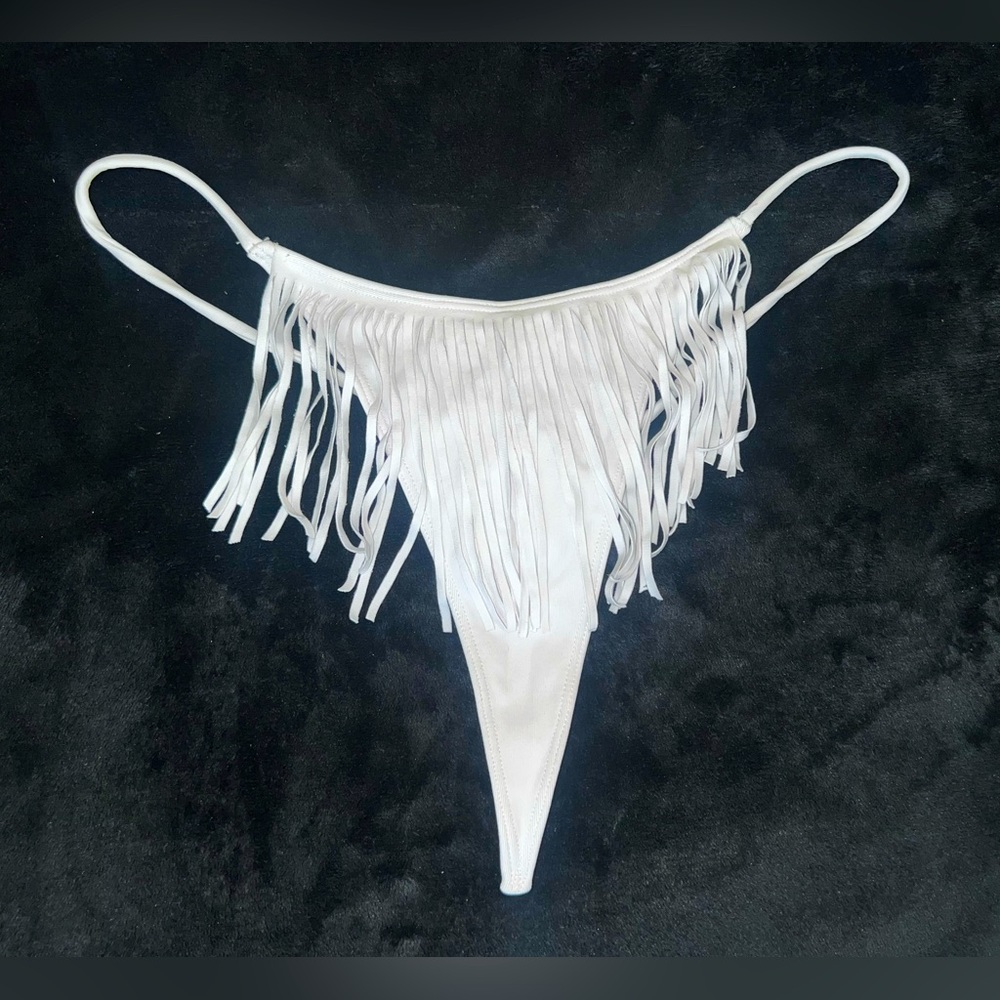 NWOT MINIMALE ANIMALE Fringe Bottom in Sea Salt